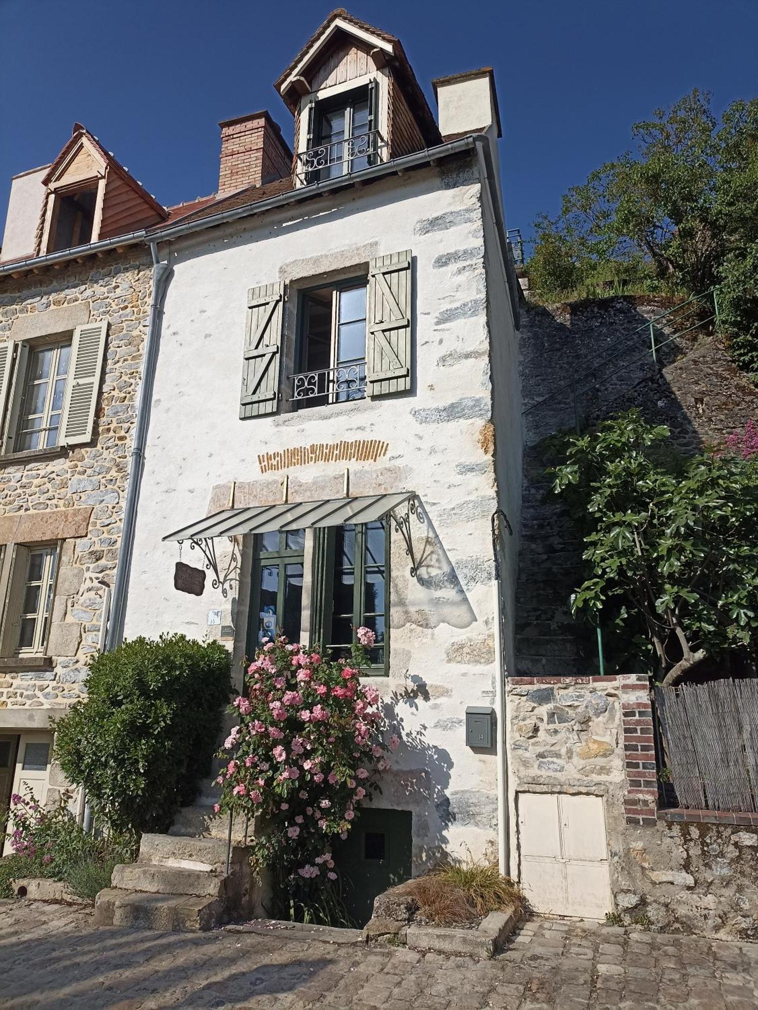 Gite Le Bourgneuf Fresnay-sur-Sarthe Exterior foto